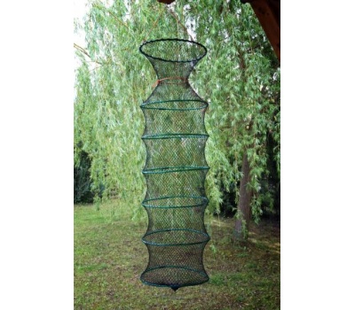 petrovics_pet-03-007_7_karikas_nagy_haltarto